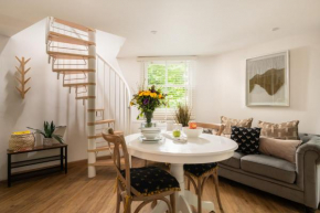 Honeycombe - Treehouse in the Heart of Dorset